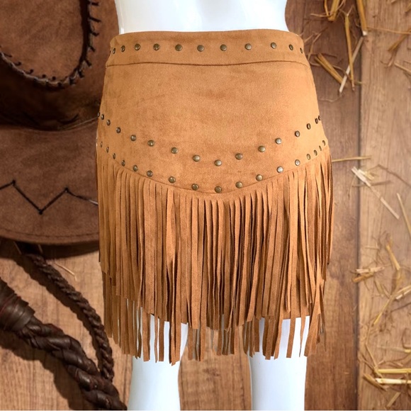 SHEIN WESTERN FRINGE STUDDED SKIRT. WOMEN’S SIZE SMALL - Picture 3 of 8